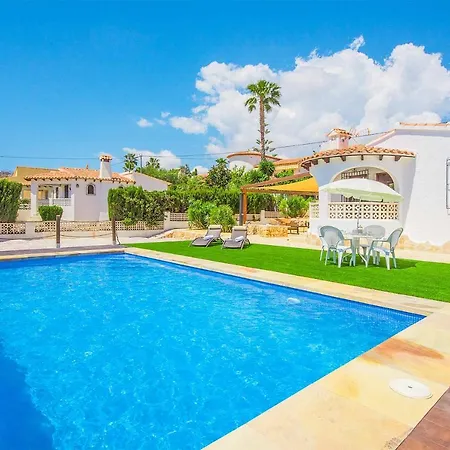 Neus Villa